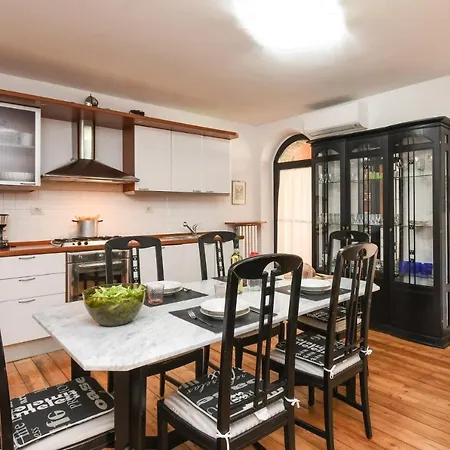 Felice Apartment
